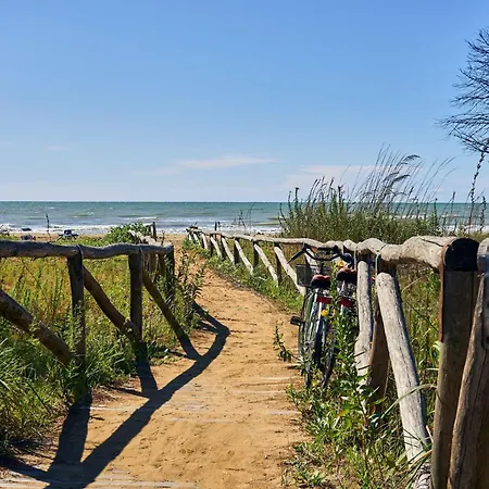 Flat In A With Shared Pool * Bibione
